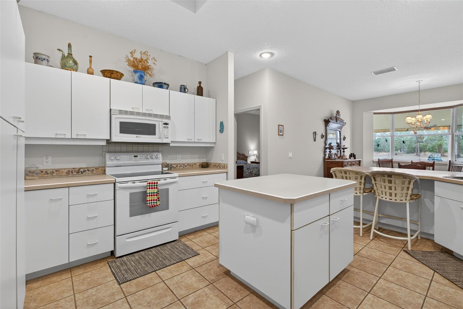 PARADISE COUNTRY CLUB - Residential