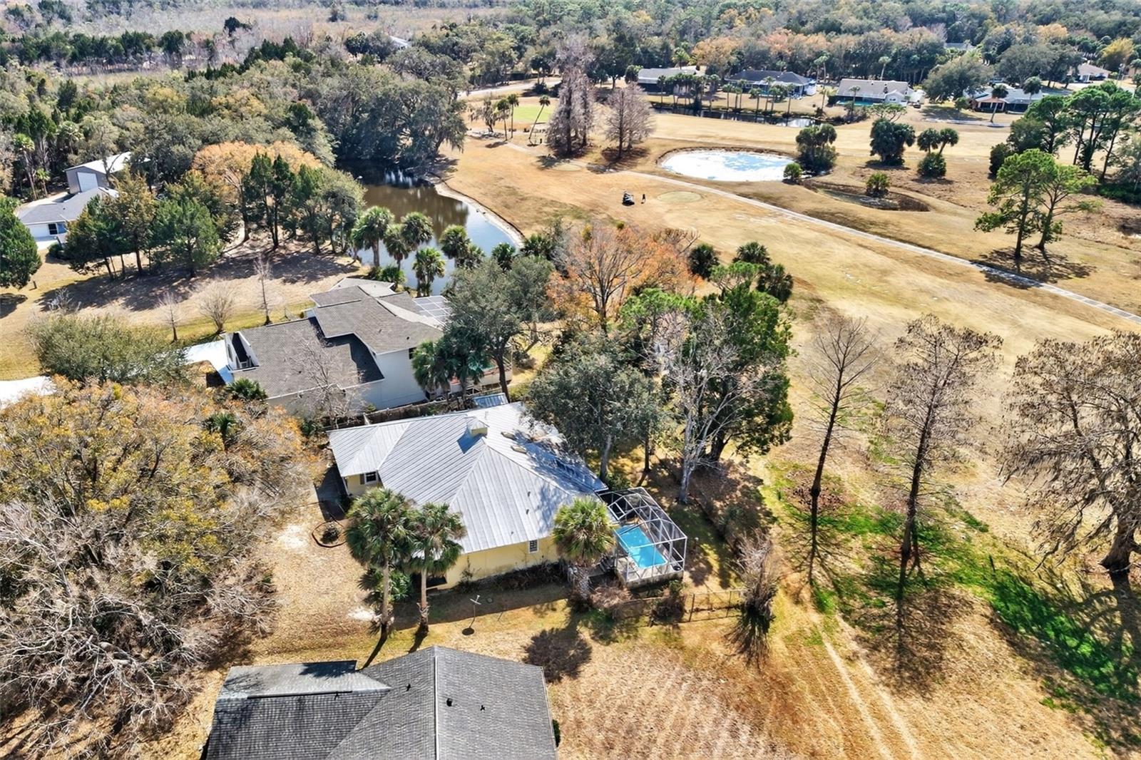 PARADISE COUNTRY CLUB - Residential