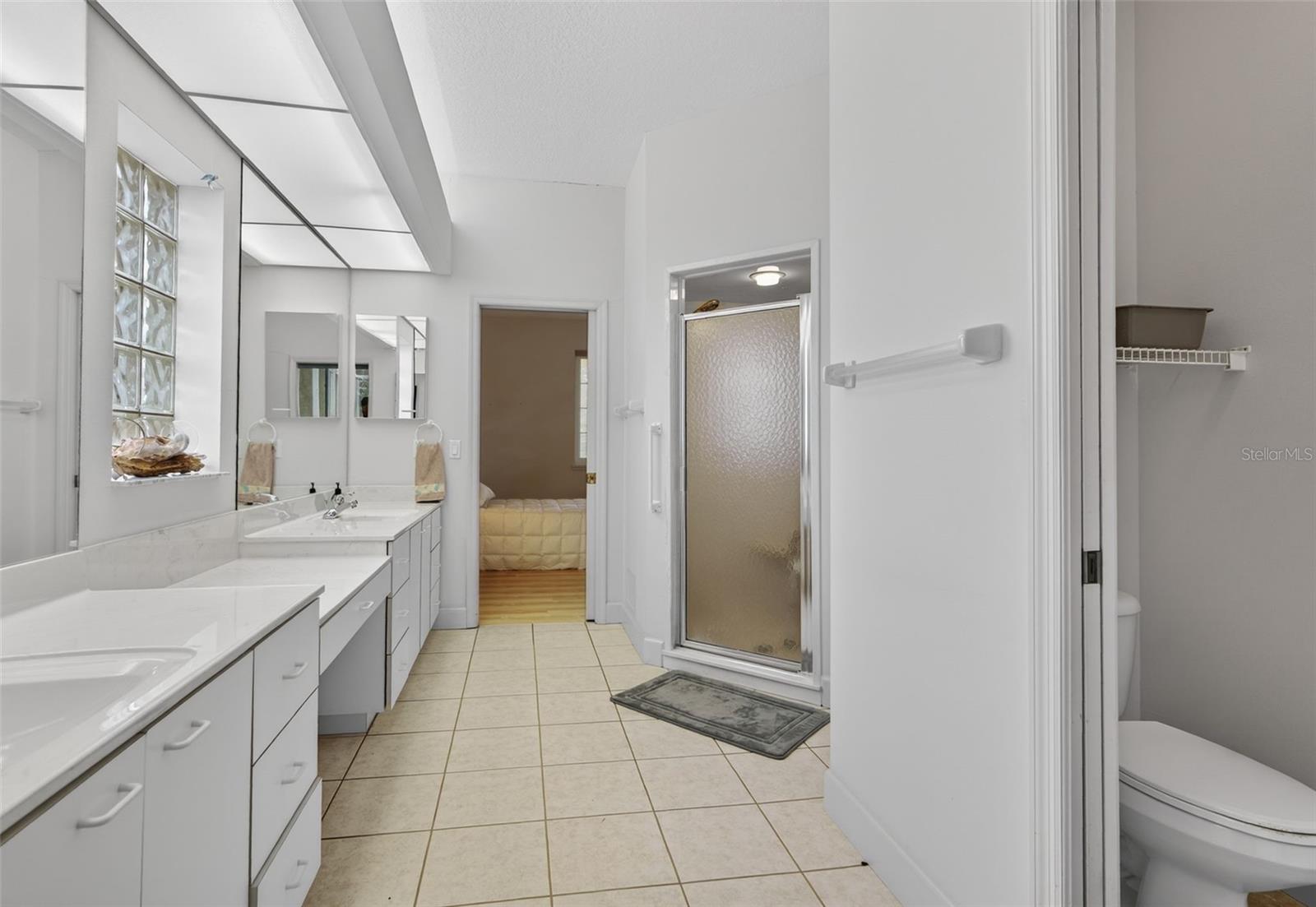 PARADISE COUNTRY CLUB - Residential