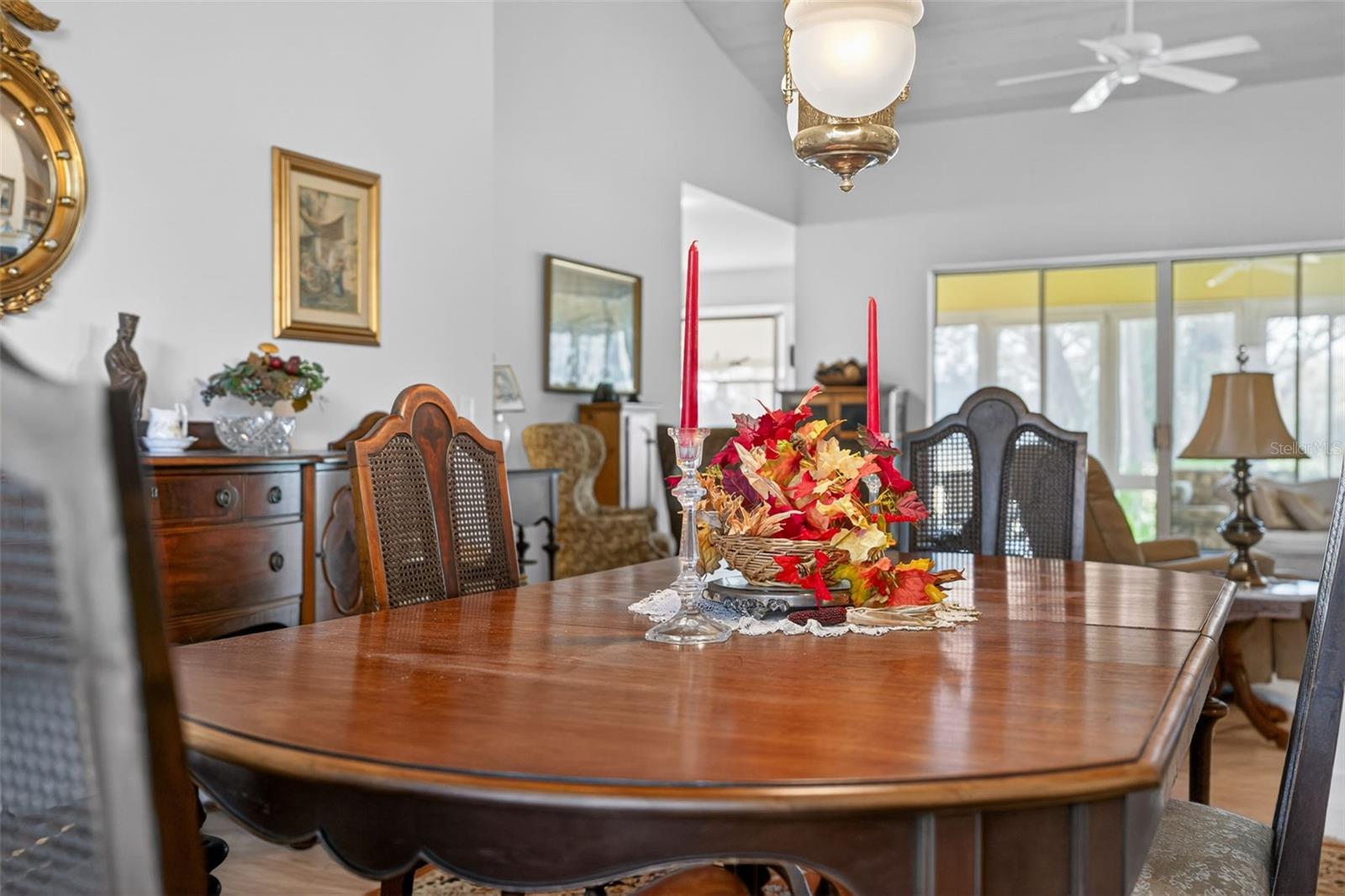 PARADISE COUNTRY CLUB - Residential