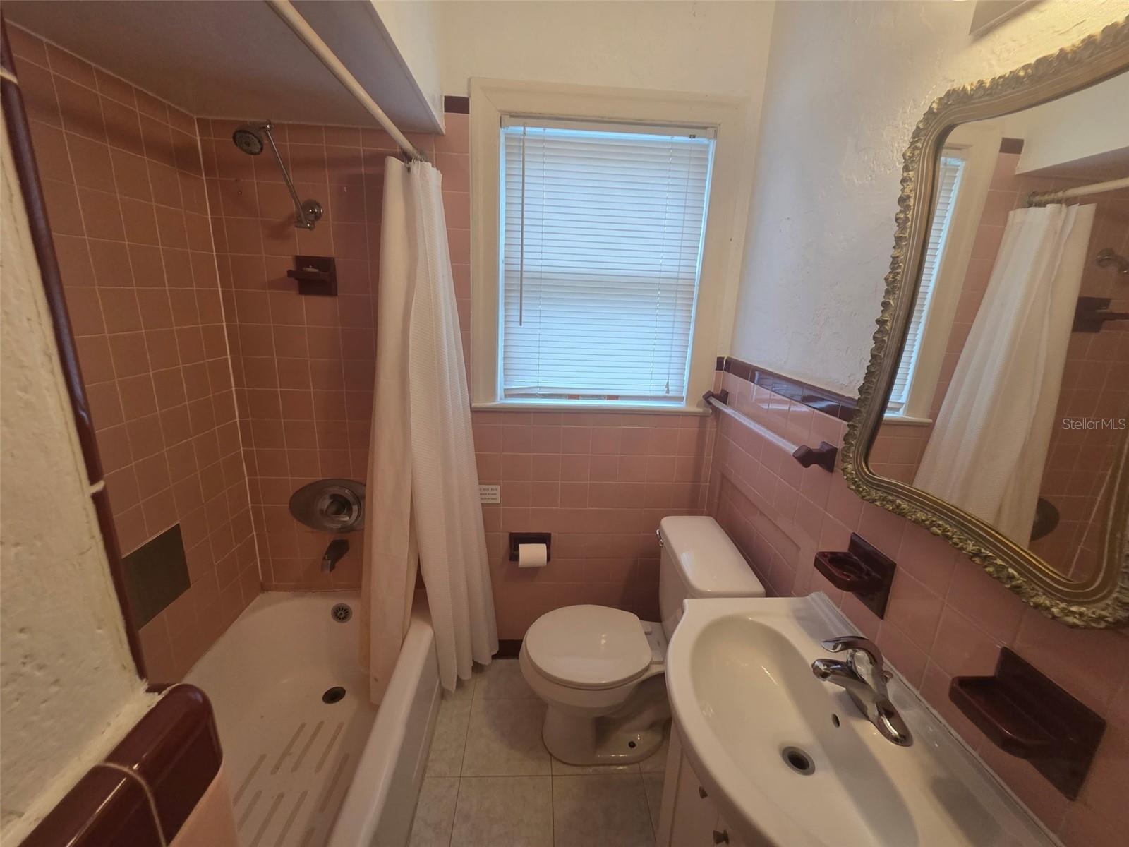 ATHLETIC FIELD ADD IN GAINESVILLE - Residential