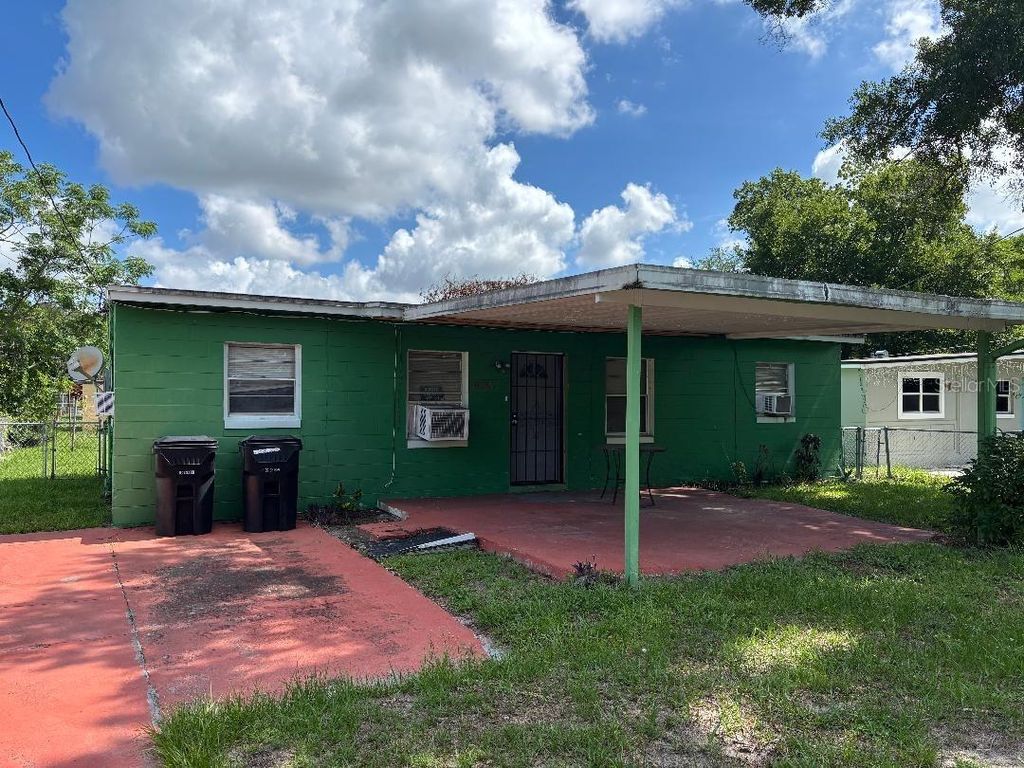 Photo of 4055 Ferrow Street, Orlando, FL 32811 (MLS # O6411995)