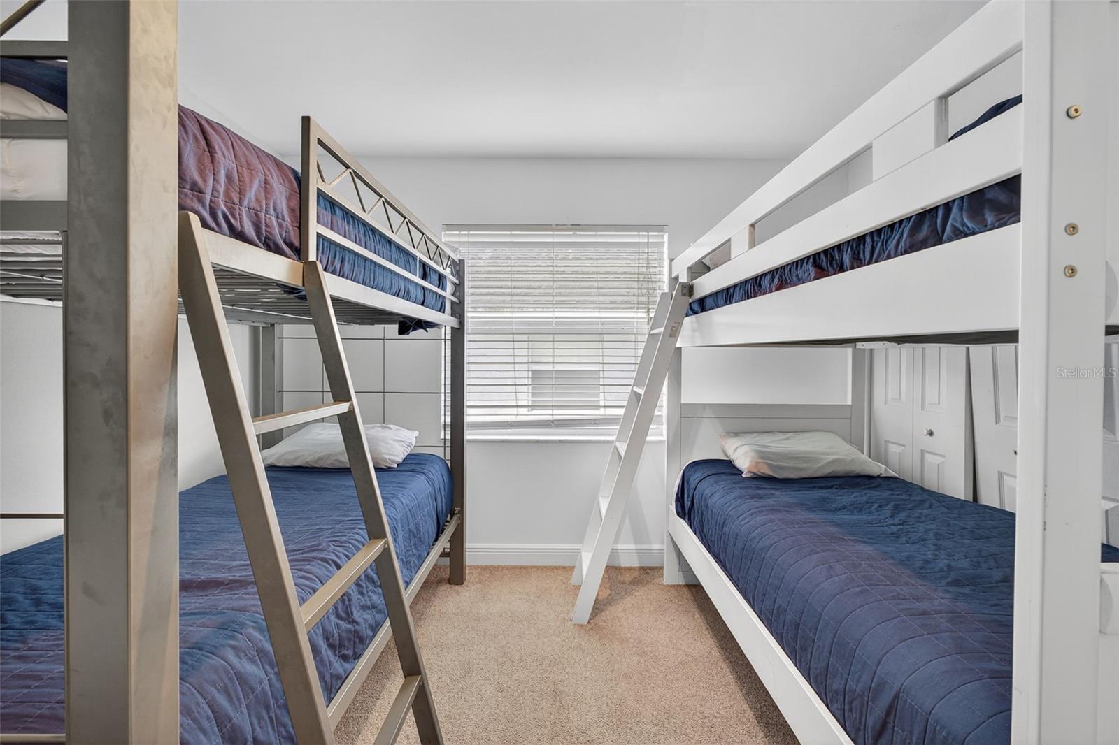 LOMA VISTA SEC 01 - Residential