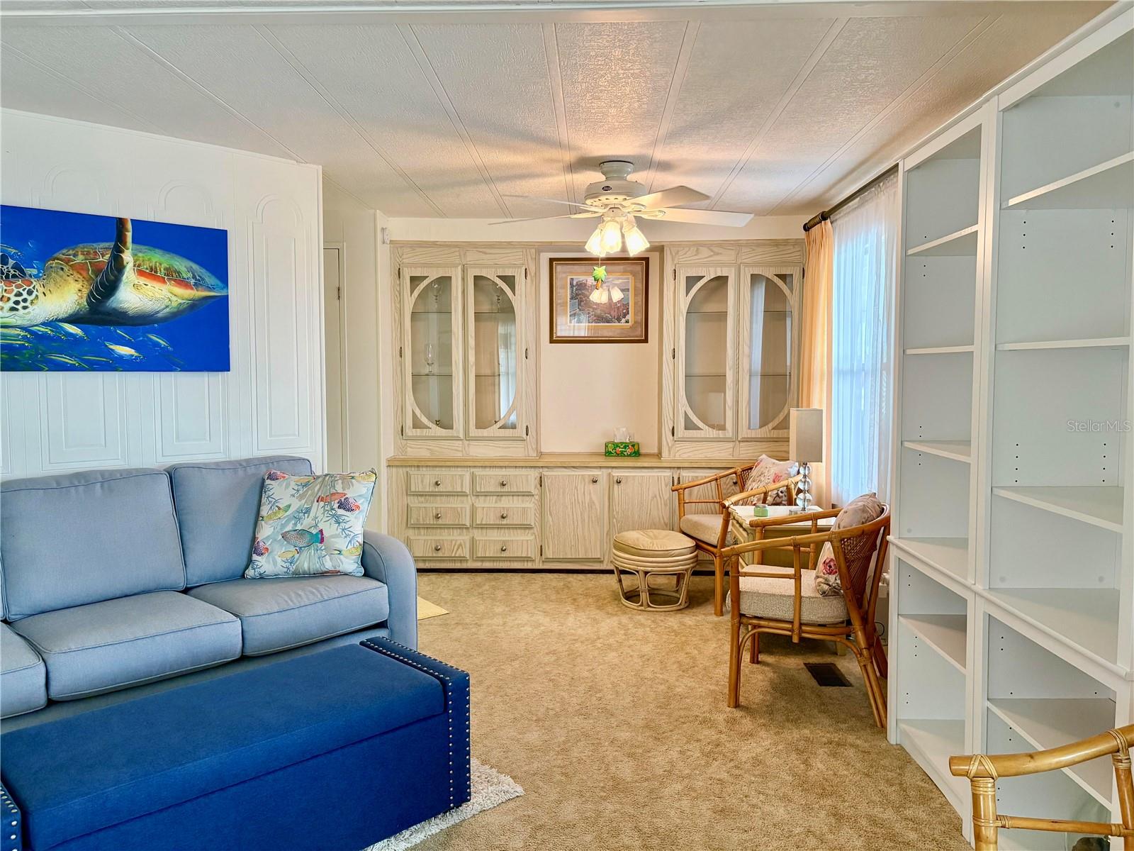 LAUREL ESTATES - Residential