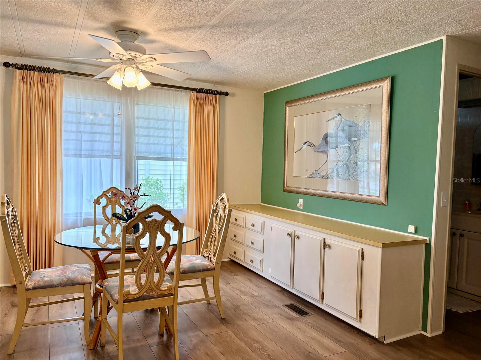 LAUREL ESTATES - Residential