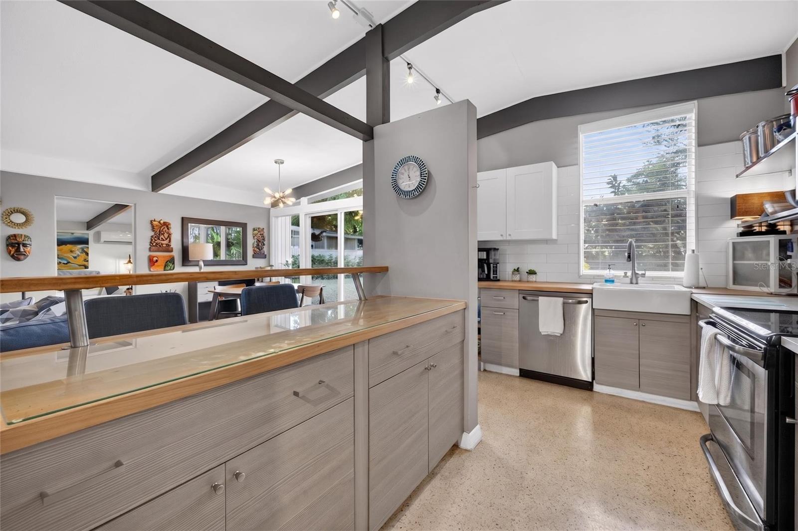 SUN HAVEN HOMES - Residential