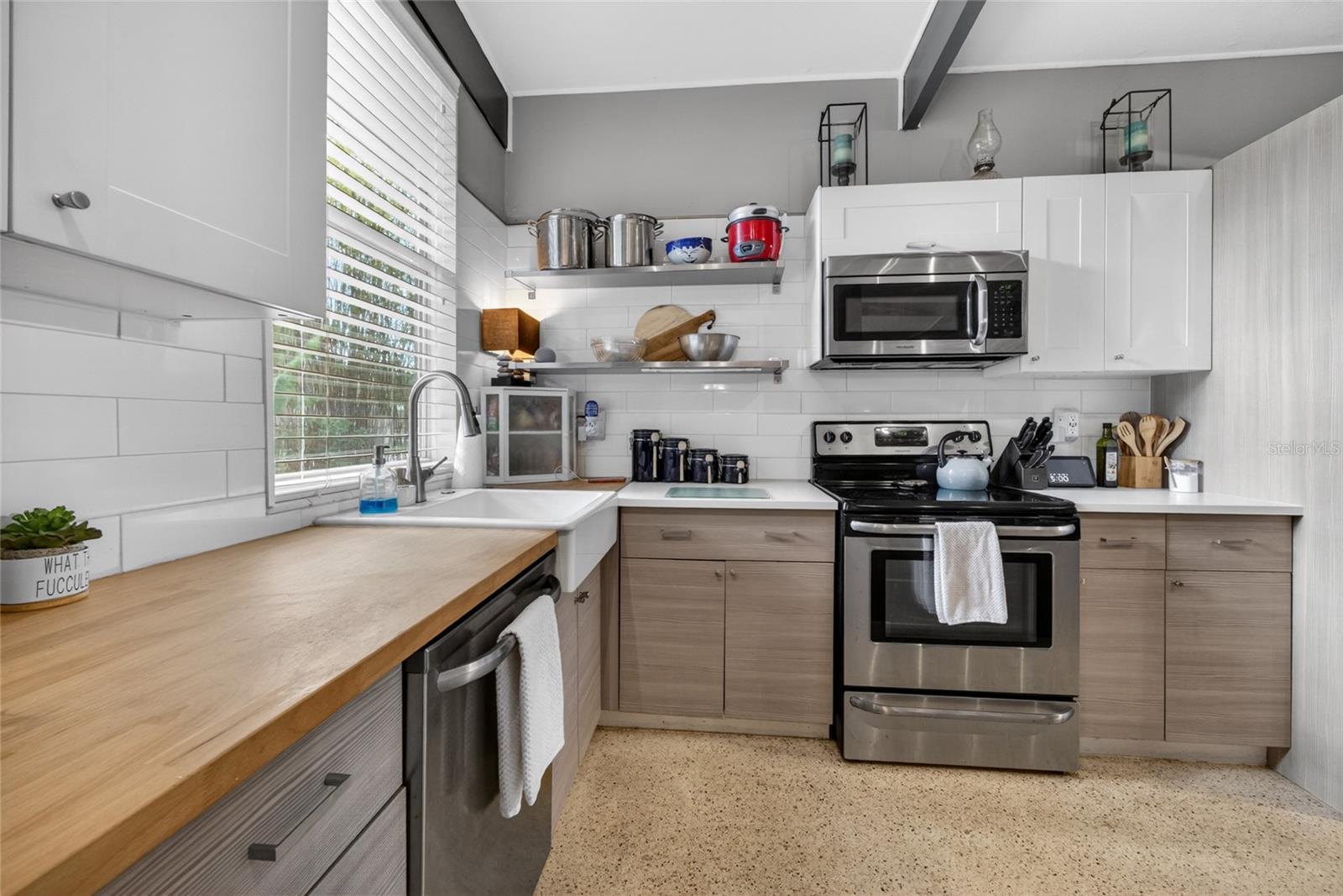 SUN HAVEN HOMES - Residential