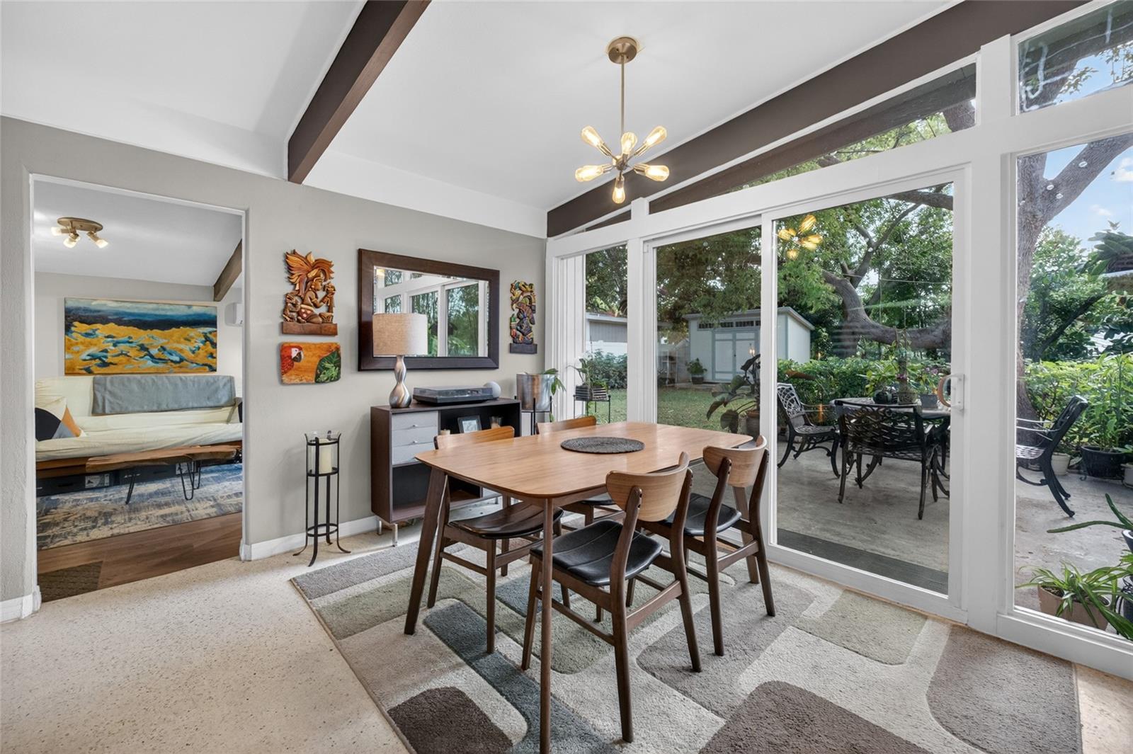 SUN HAVEN HOMES - Residential