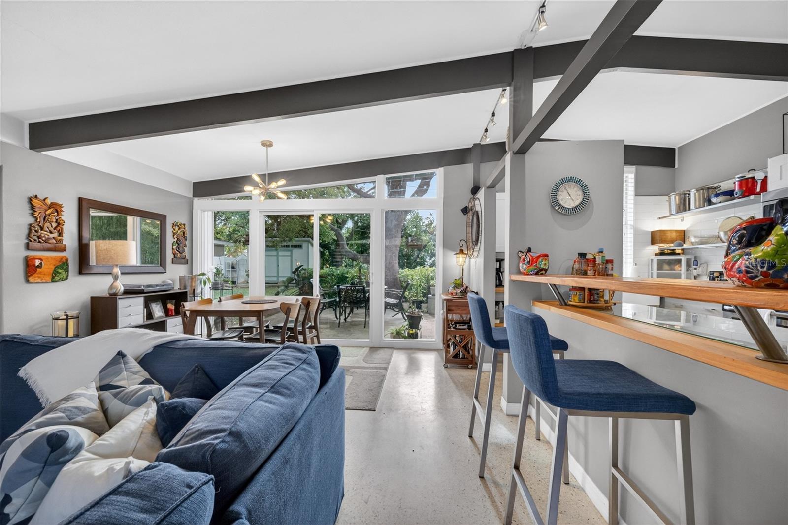 SUN HAVEN HOMES - Residential