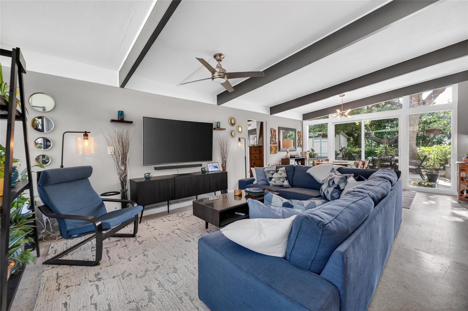 SUN HAVEN HOMES - Residential