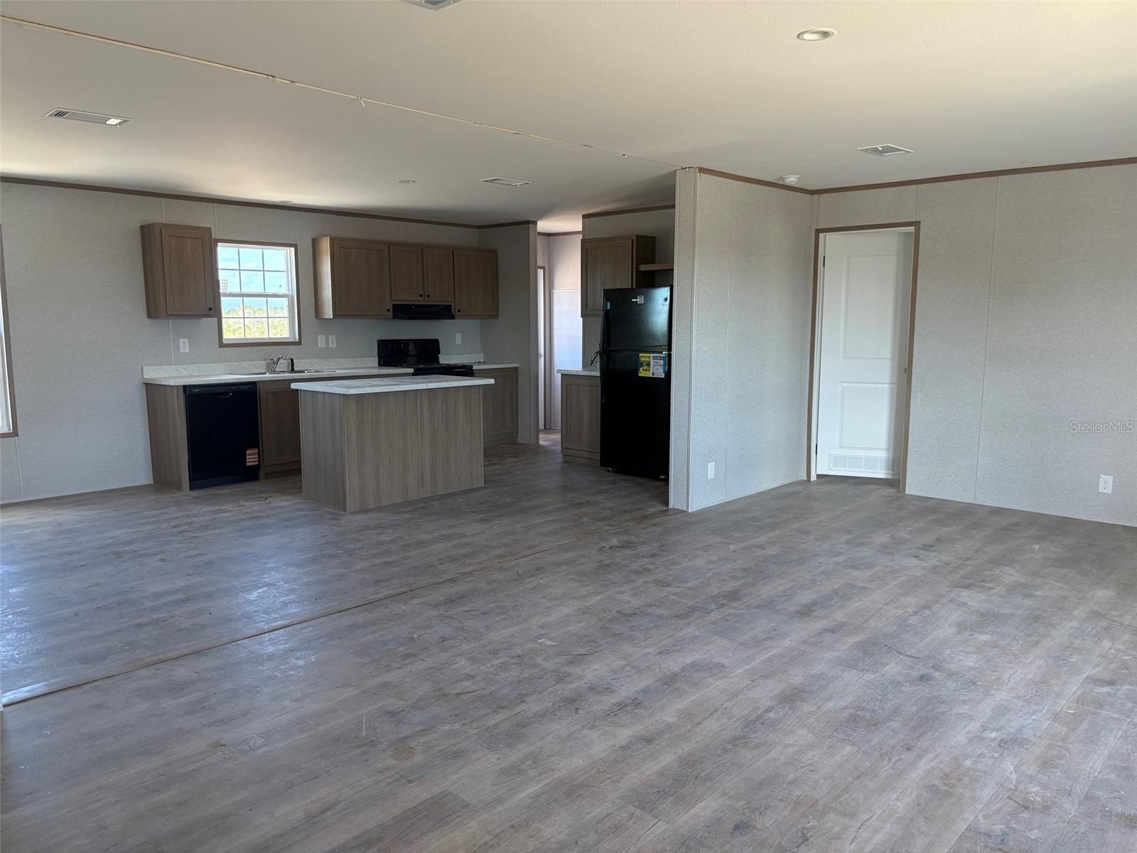 SOUTHERN COLONIZATION TR 24 - Residential