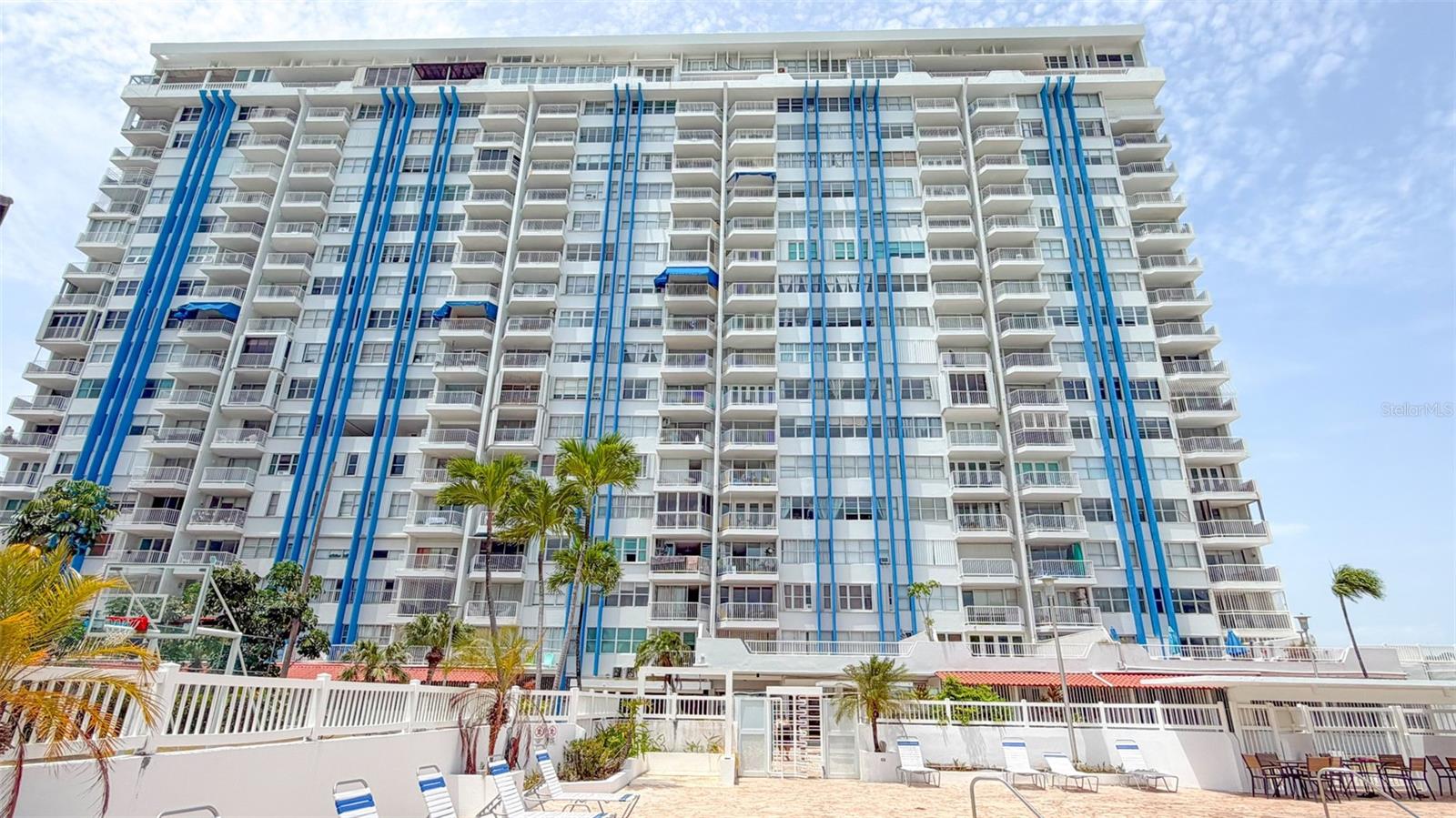 5349 AVE. ISLA VERDE 601