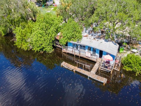 1761 BECKETT WAY TARPON SPRINGS FL 34689