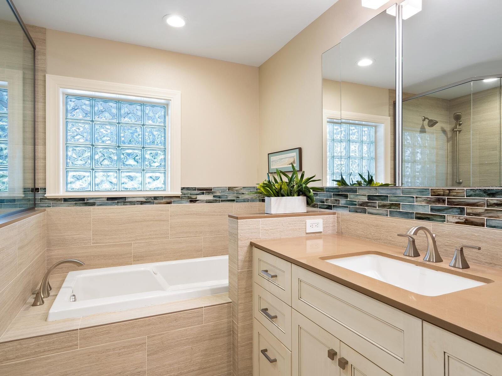 BIRD KEY SUB - Residential