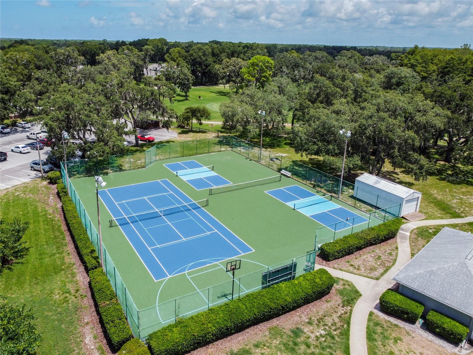 WOOD VIEW AT MEADOW OAKS - Residential