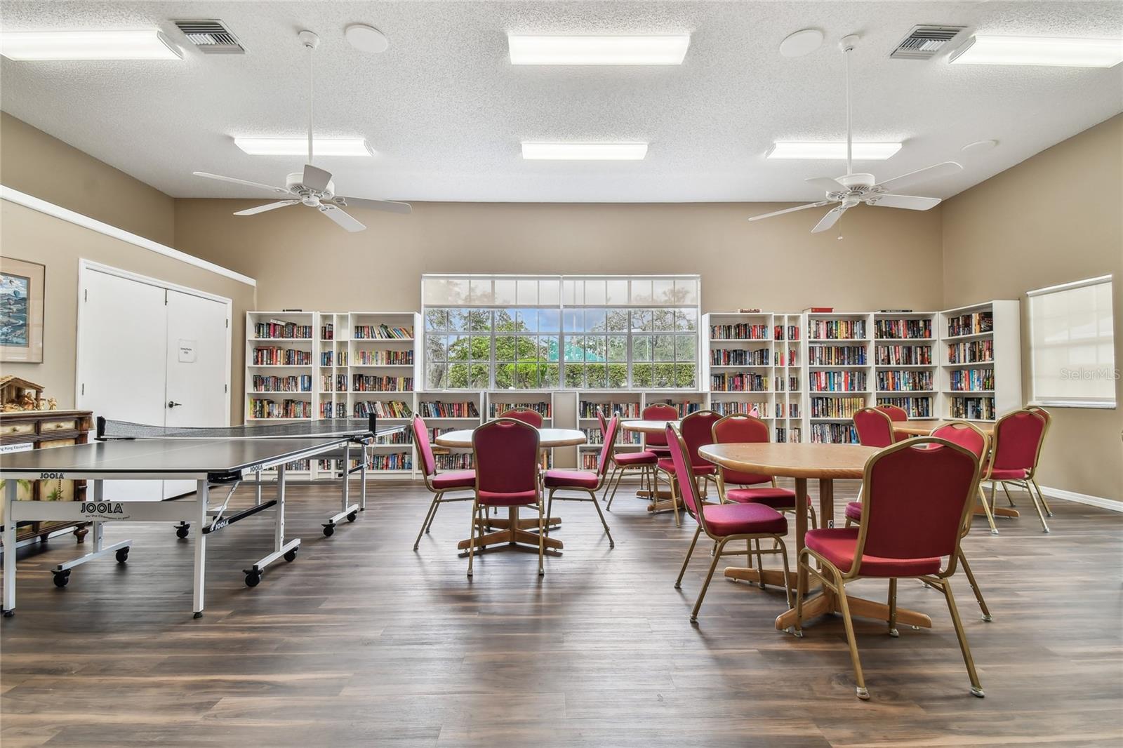 WOOD VIEW AT MEADOW OAKS - Residential