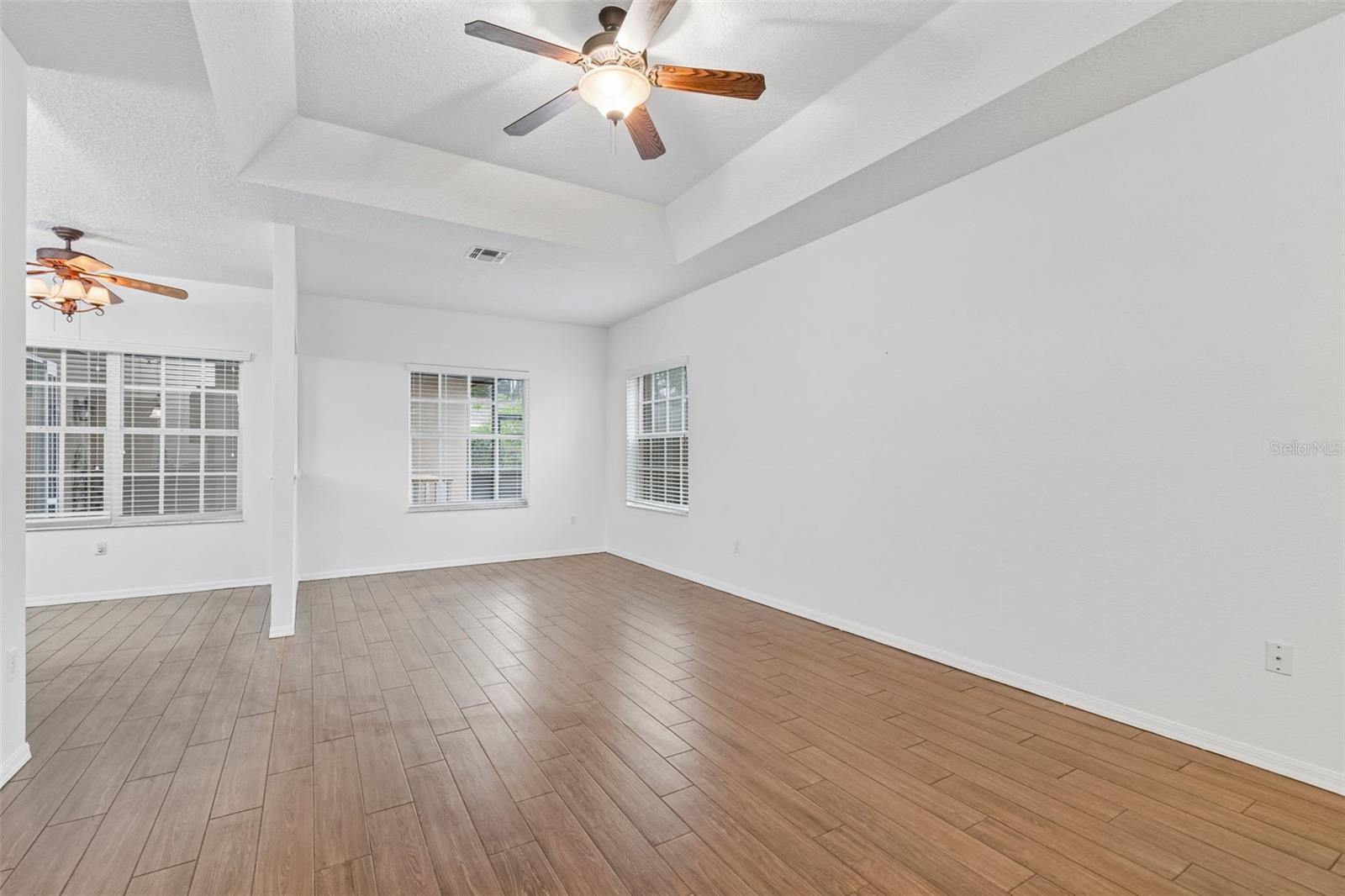 WOOD VIEW AT MEADOW OAKS - Residential