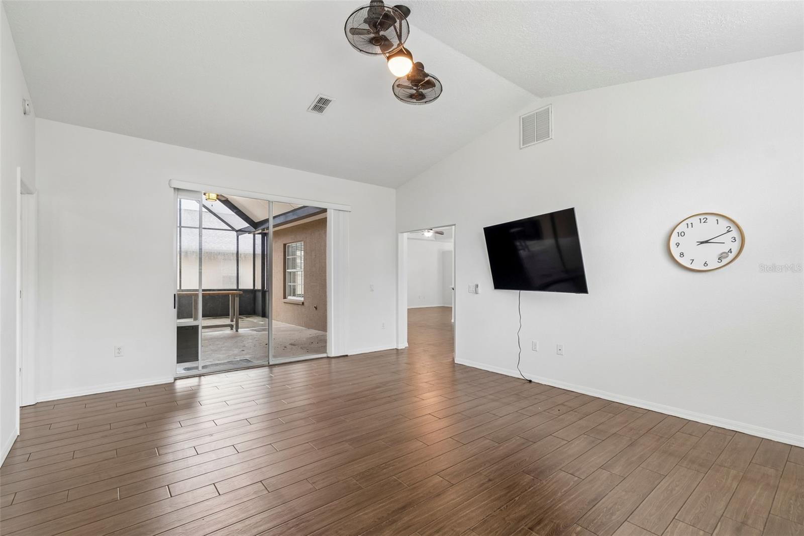 WOOD VIEW AT MEADOW OAKS - Residential