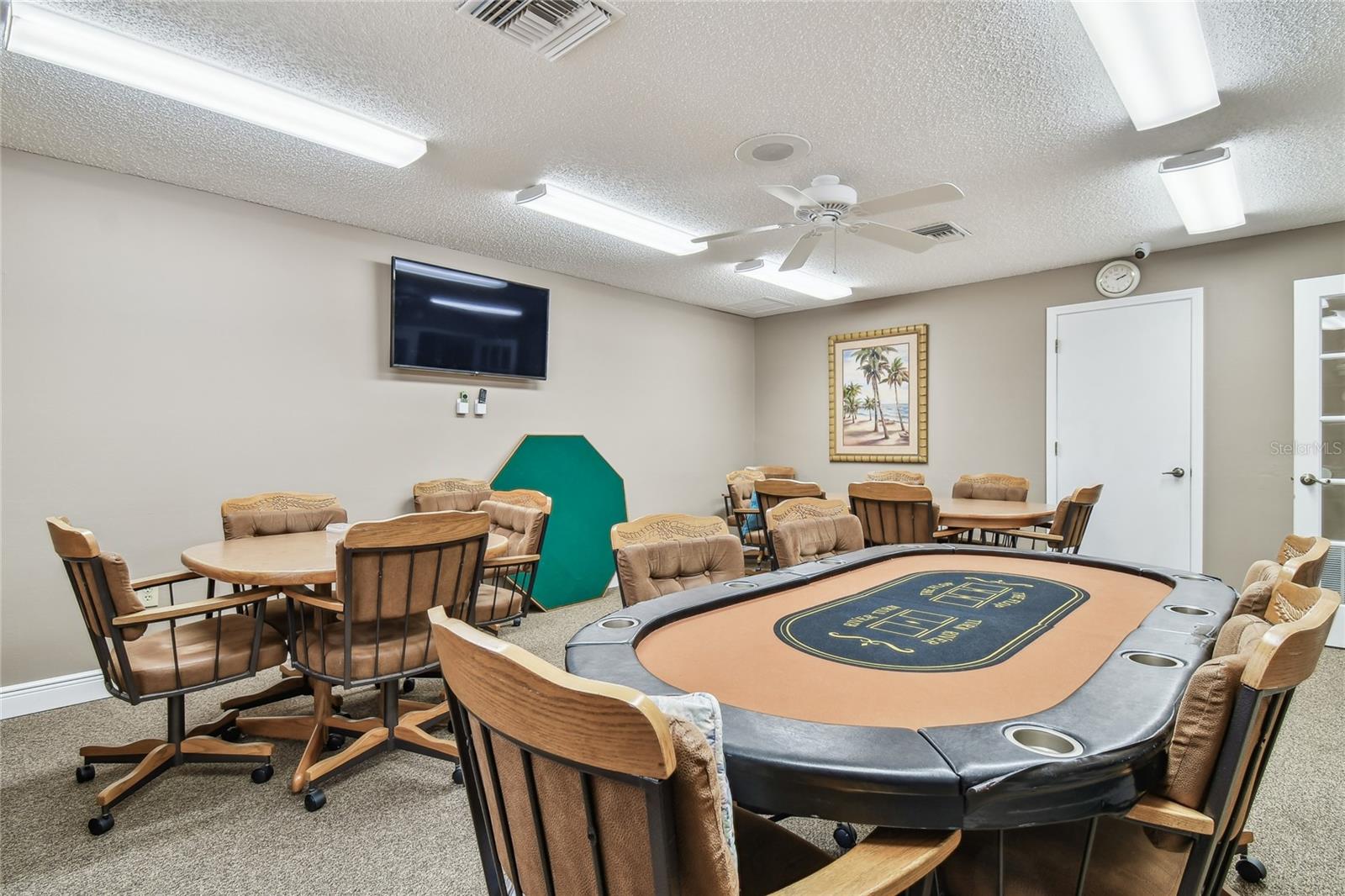 WOOD VIEW AT MEADOW OAKS - Residential