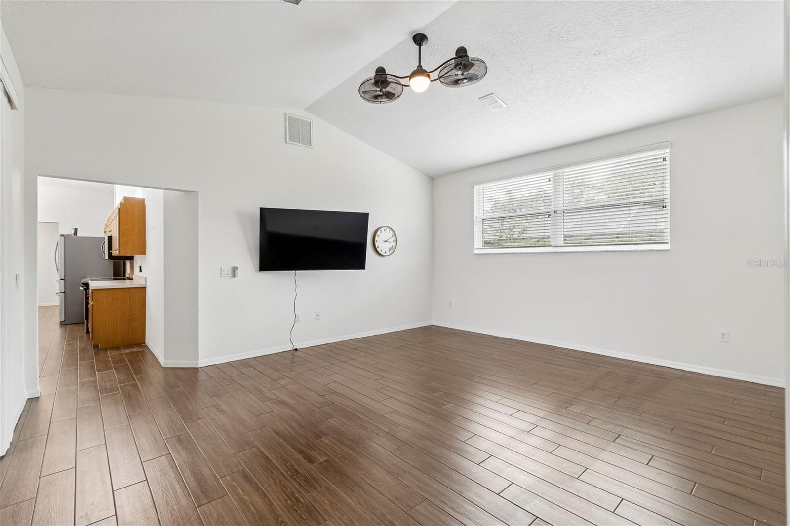 WOOD VIEW AT MEADOW OAKS - Residential