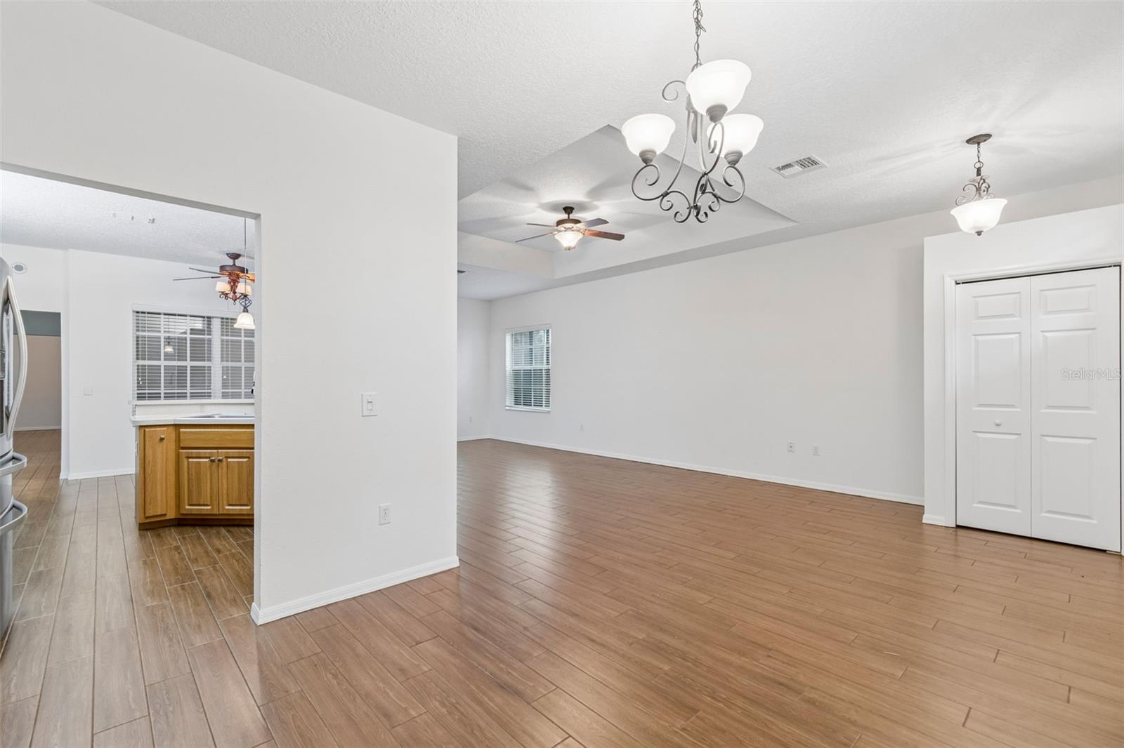 WOOD VIEW AT MEADOW OAKS - Residential