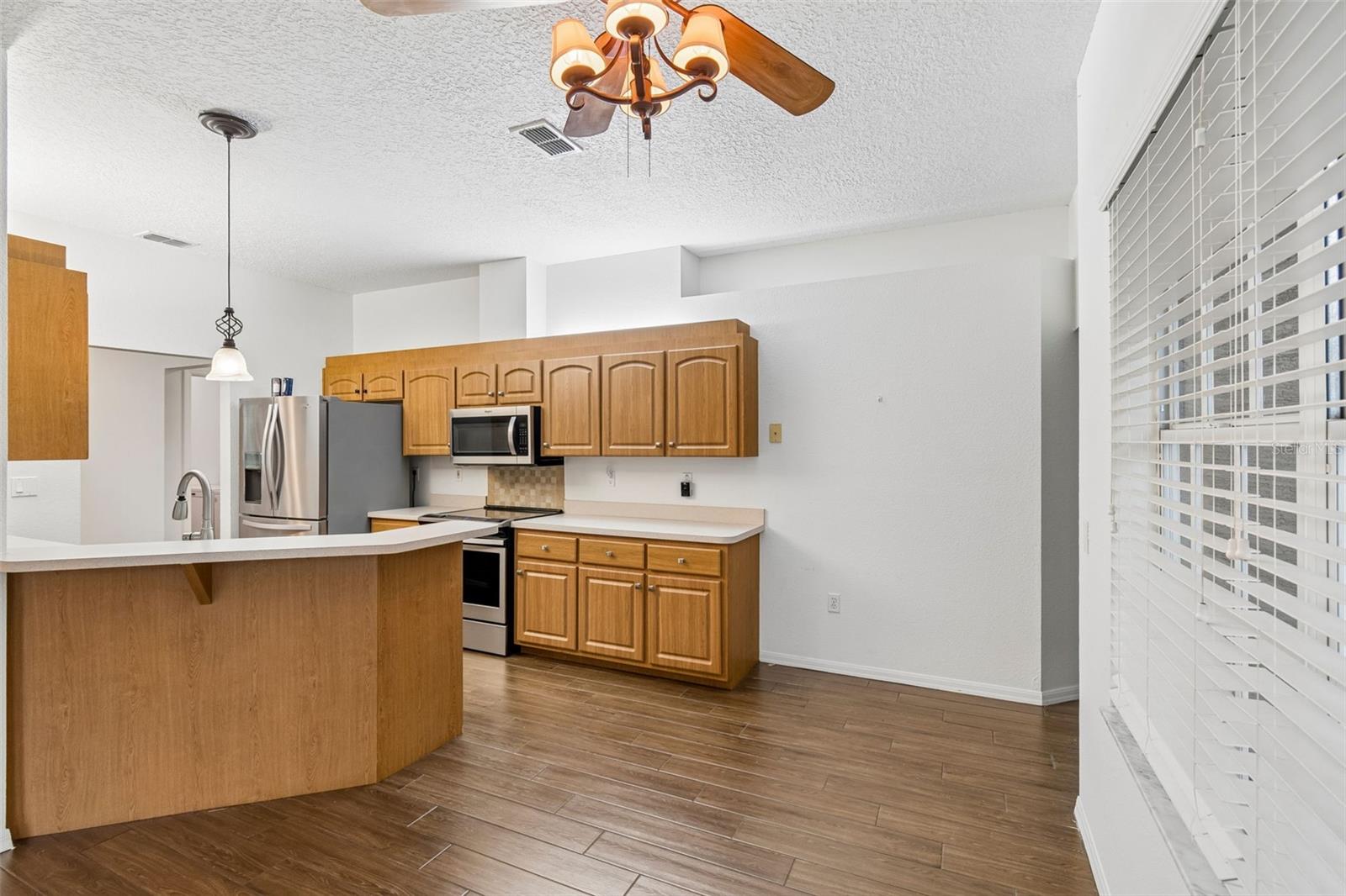 WOOD VIEW AT MEADOW OAKS - Residential