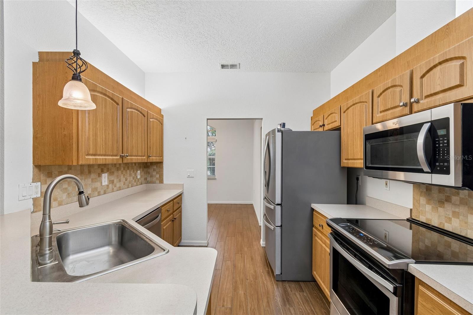 WOOD VIEW AT MEADOW OAKS - Residential