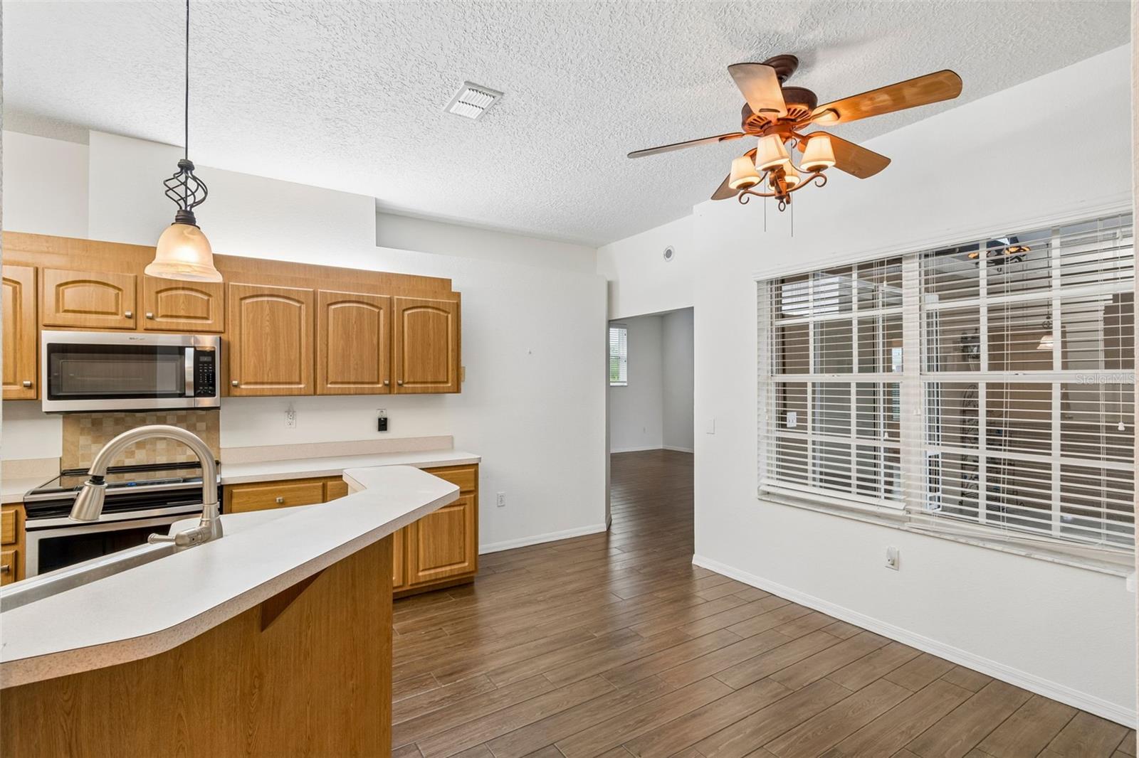 WOOD VIEW AT MEADOW OAKS - Residential