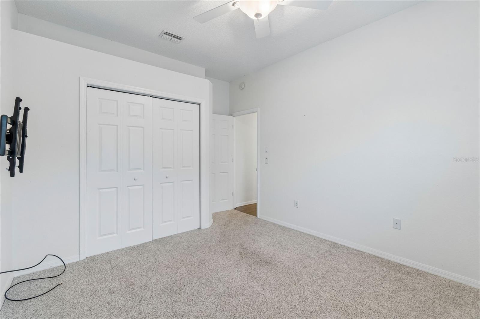 WOOD VIEW AT MEADOW OAKS - Residential