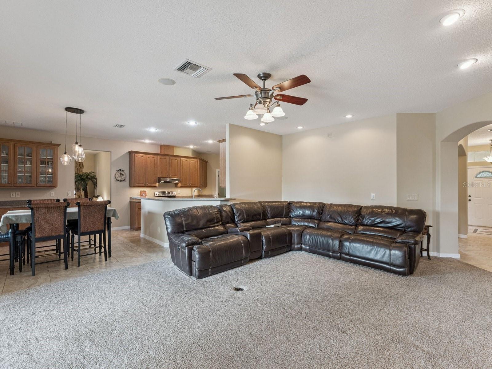 FLORA ESTATES - Residential