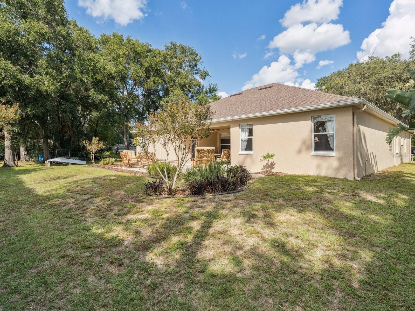 FLORA ESTATES - Residential