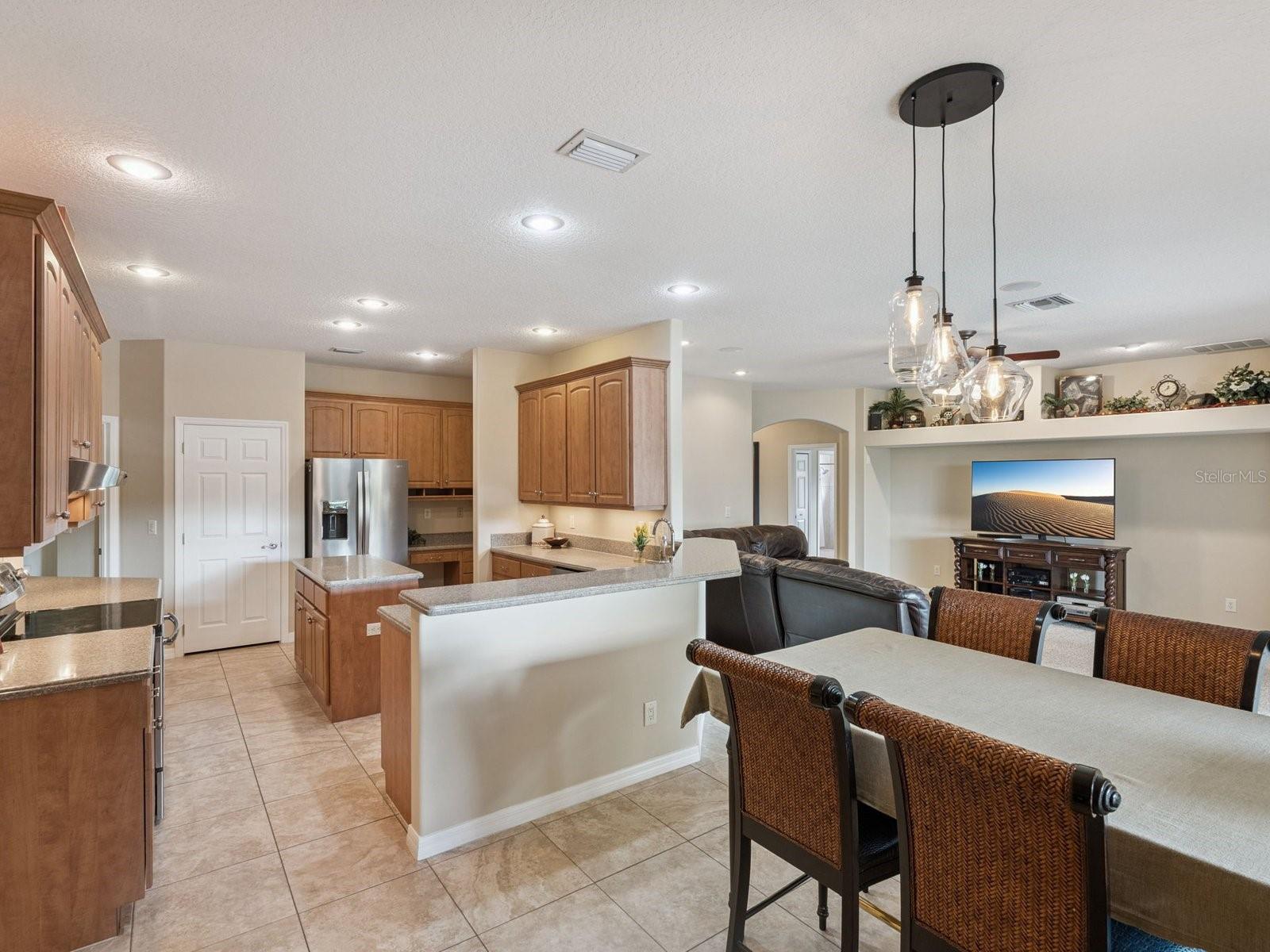 FLORA ESTATES - Residential