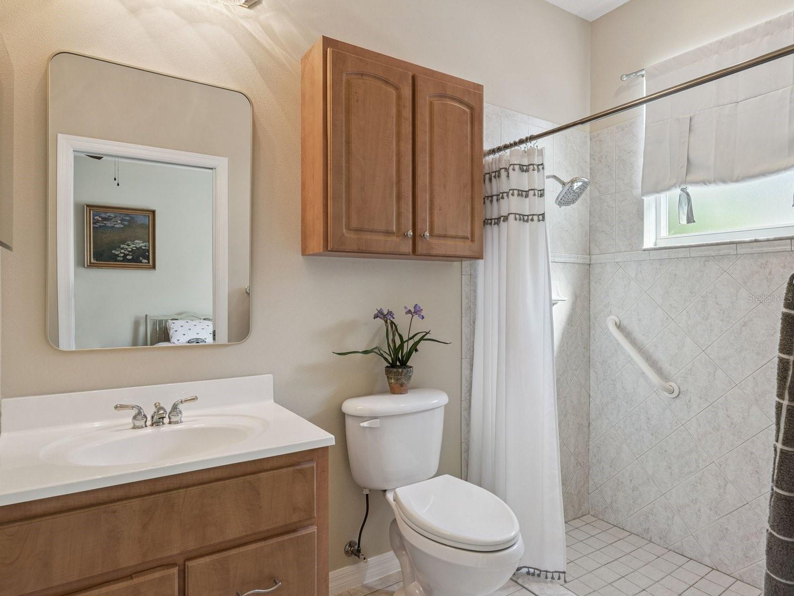 FLORA ESTATES - Residential