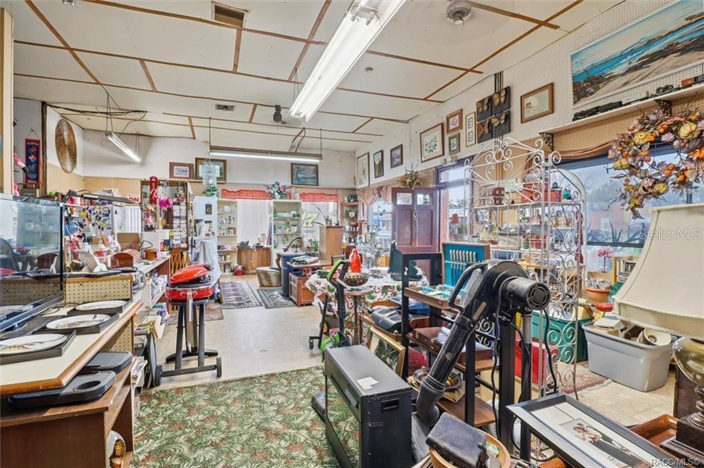 CHIEFLAND - Commercial Sale