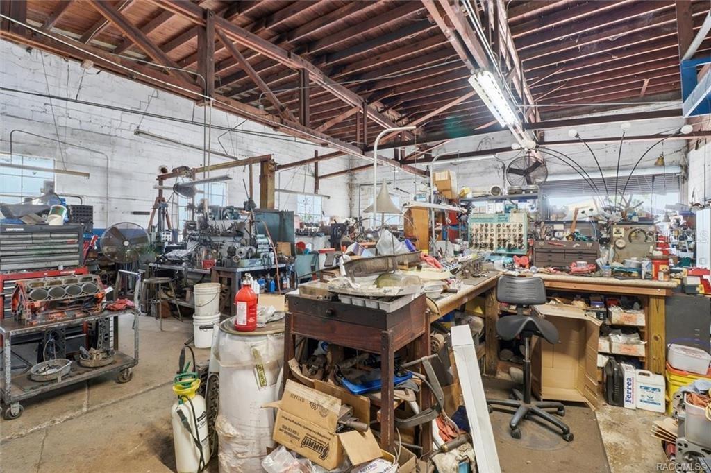 CHIEFLAND - Commercial Sale