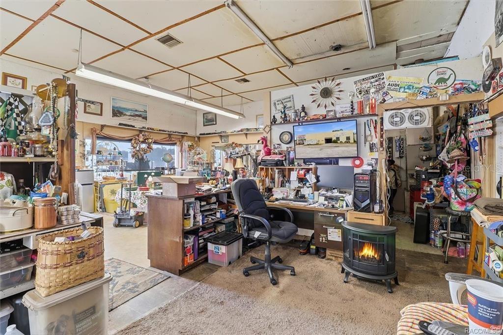 CHIEFLAND - Commercial Sale