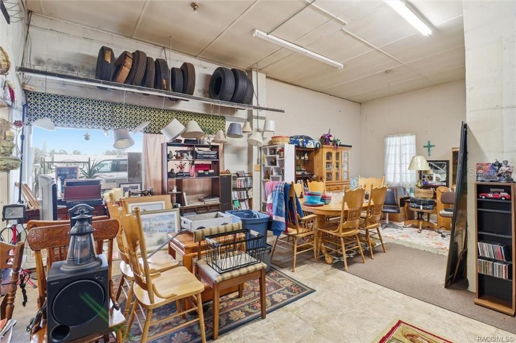 CHIEFLAND - Commercial Sale