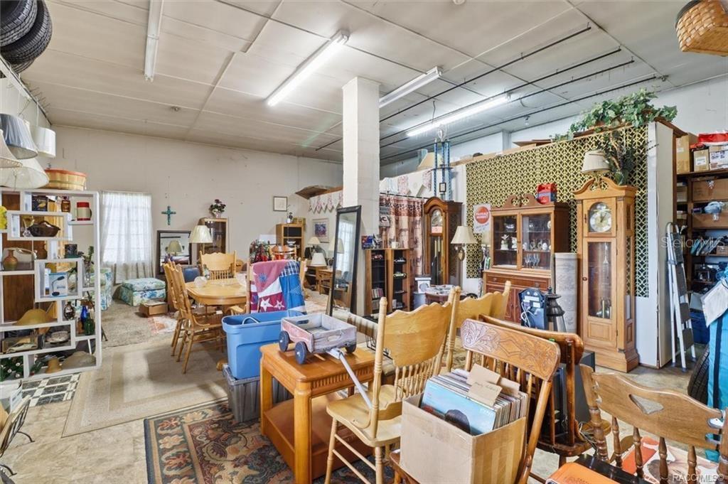 CHIEFLAND - Commercial Sale