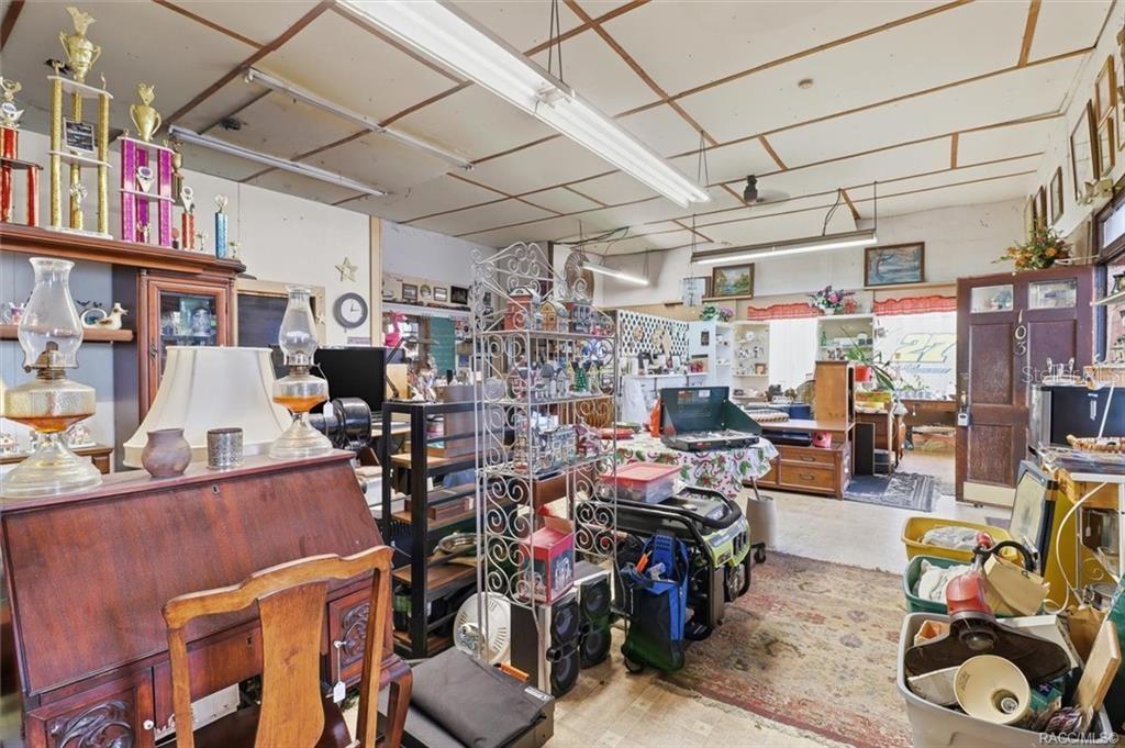 CHIEFLAND - Commercial Sale