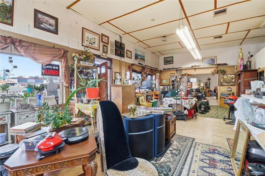 CHIEFLAND - Commercial Sale