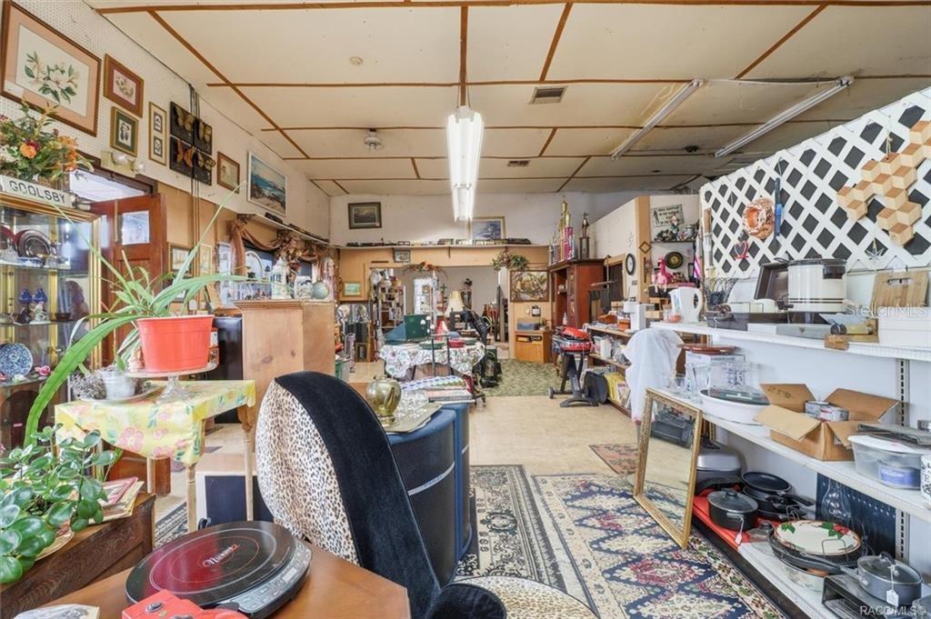 CHIEFLAND - Commercial Sale