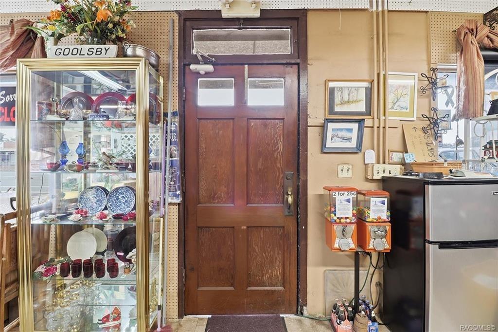 CHIEFLAND - Commercial Sale