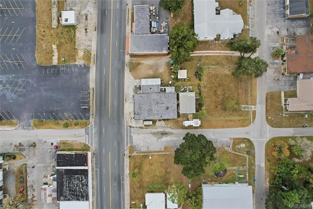 CHIEFLAND - Commercial Sale