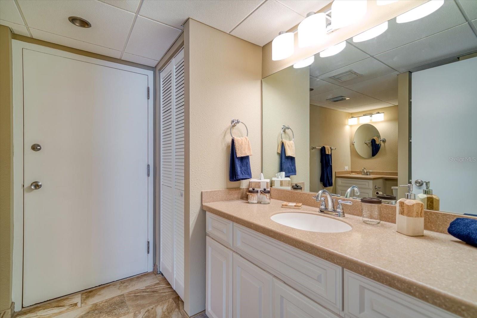 440 WEST CONDO - Residential