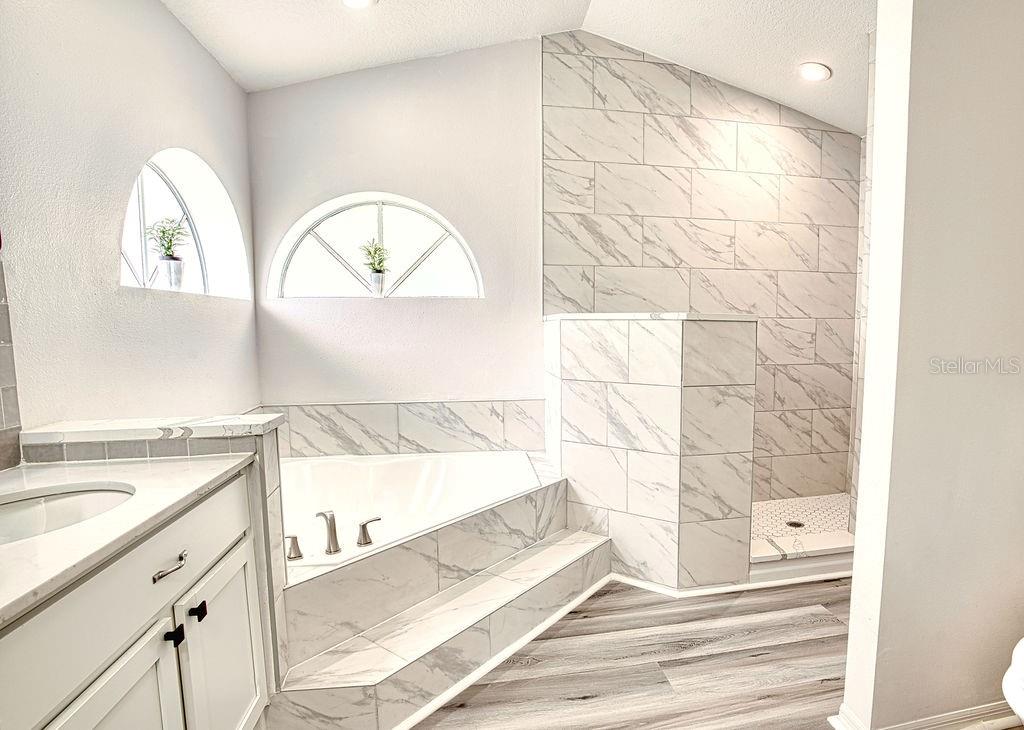 CROWN POINT SPGS - Residential