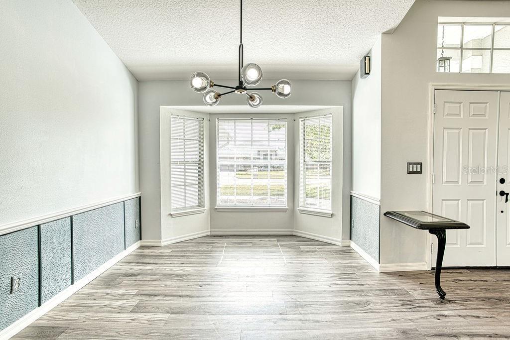 CROWN POINT SPGS - Residential