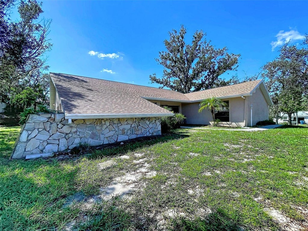 Photo of 154 Arcadia Avenue, Spring Hill, FL 34606 (MLS # W7890323)