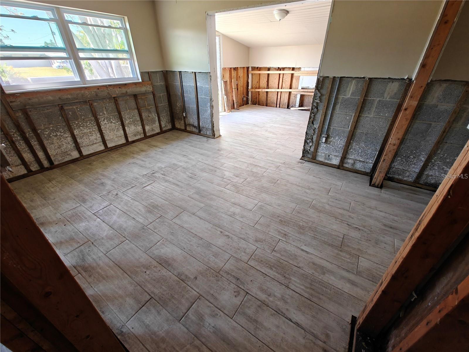 SUNCOAST - Residential