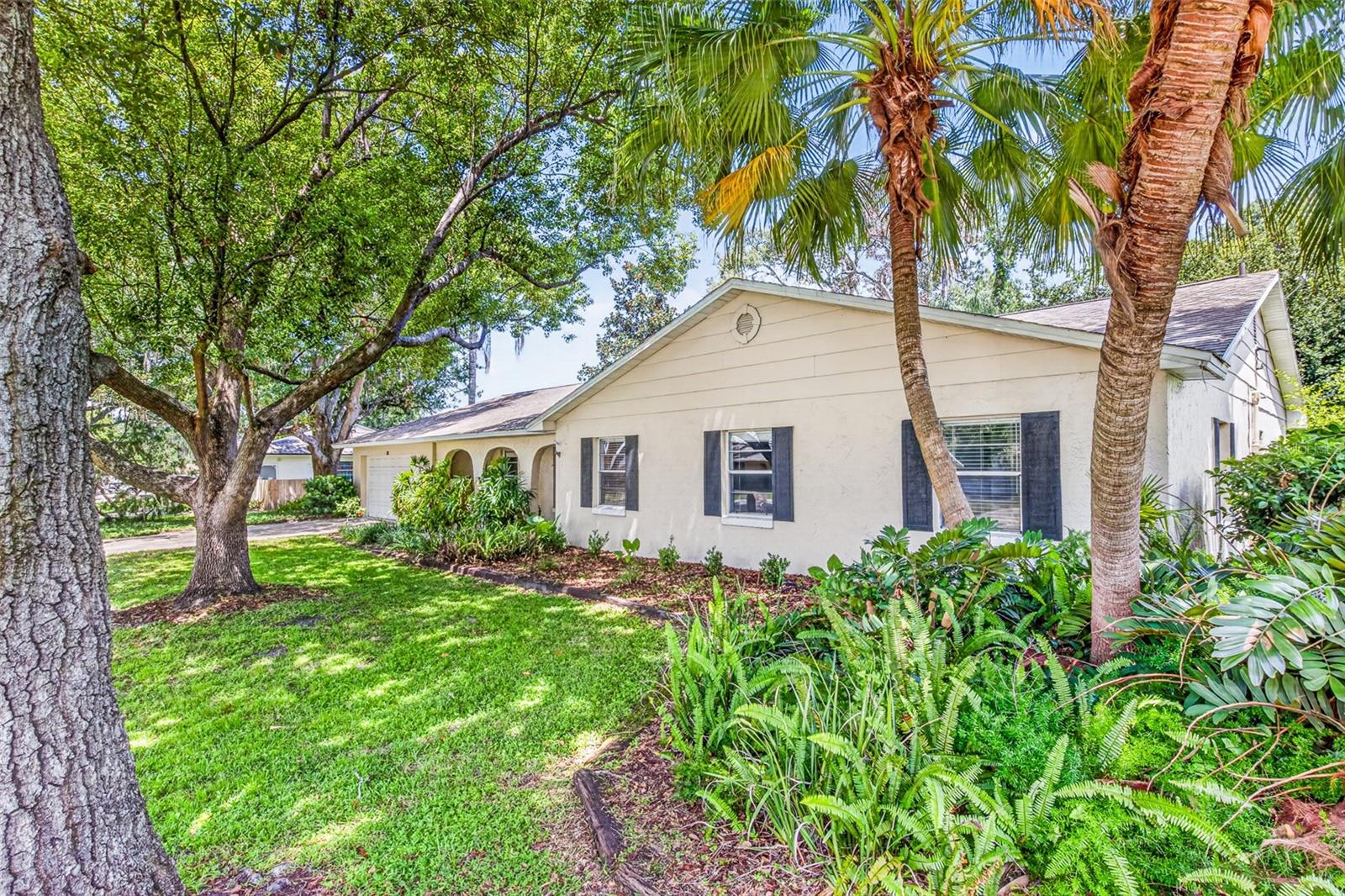 301 VALENCIA COURT