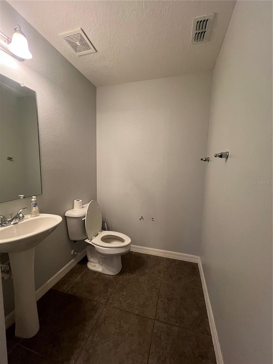 ABBEY GLEN I A-E - Residential